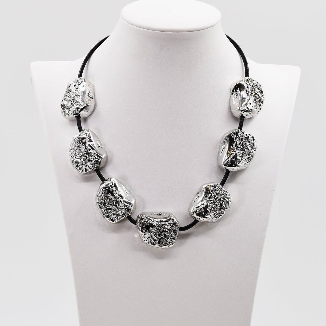 Soft hammered multi disc pendant necklace - RUTHERFORD & Co