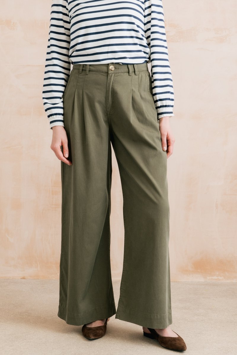 Sophie Pleated Wide Leg Trousers Dark Olive - RUTHERFORD & Co