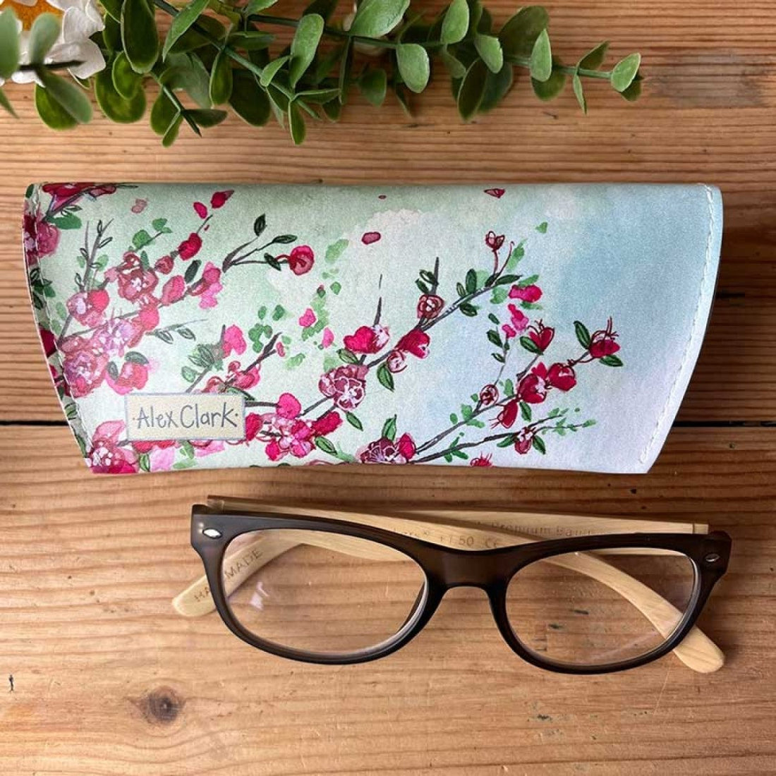 Spectacle Case/Cats And Blossom - RUTHERFORD & Co