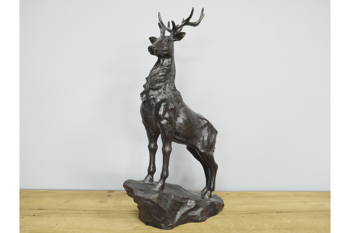 Stag on Plinth - RUTHERFORD & Co