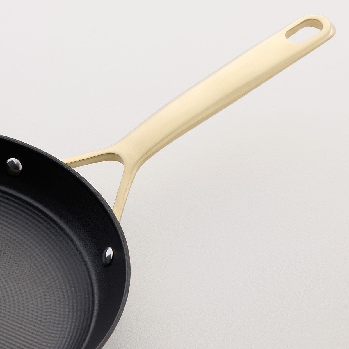 Stellar Cast Light, 24cm Frying Pan, Clay - RUTHERFORD & Co
