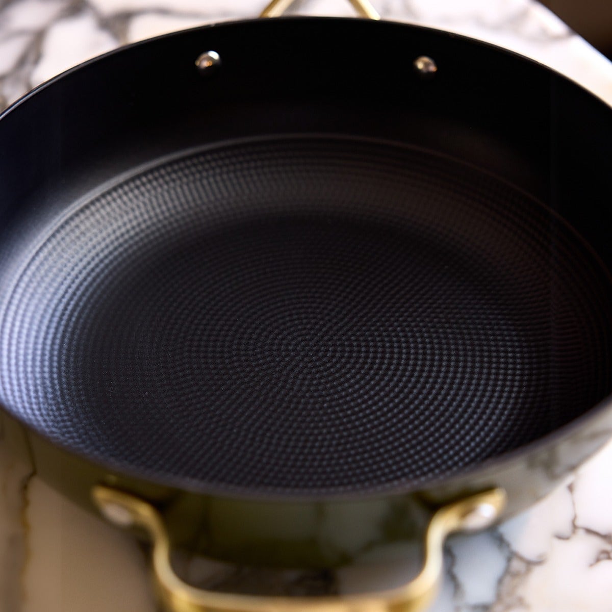 Stellar Cast Light, 28cm Saute Pan, Olive - RUTHERFORD & Co