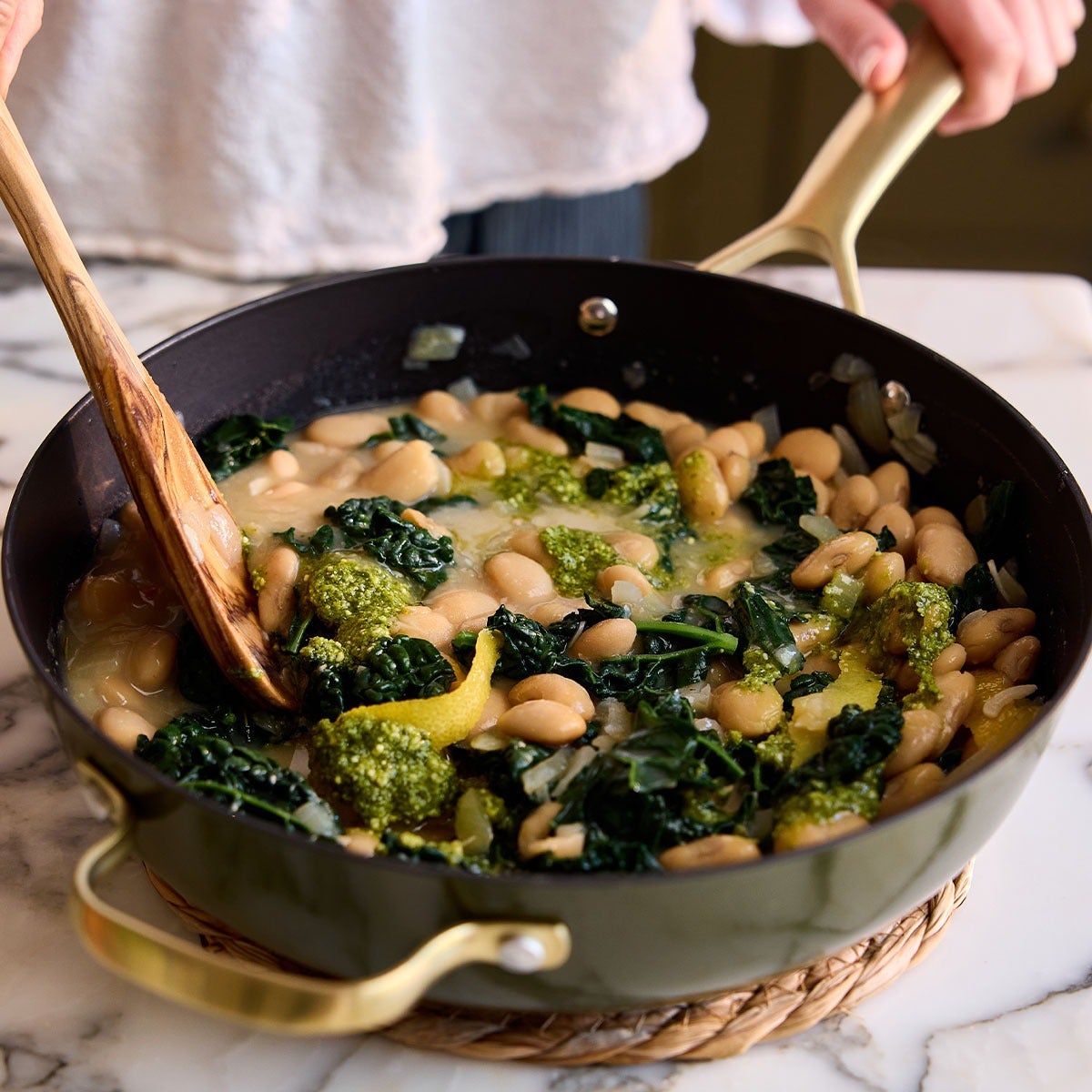 Stellar Cast Light, 28cm Saute Pan, Olive - RUTHERFORD & Co