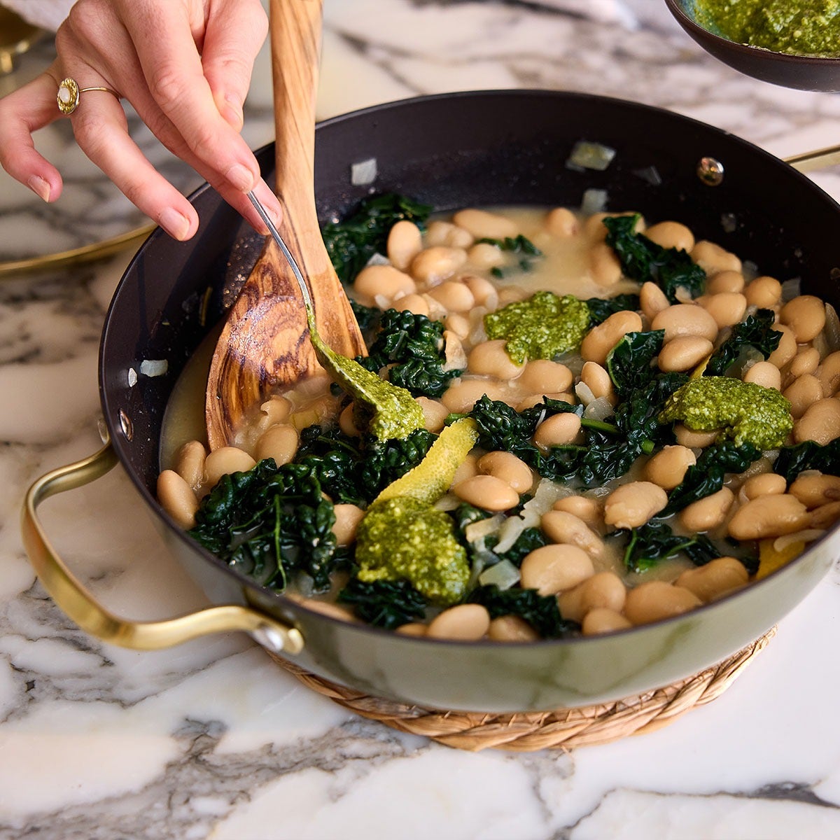 Stellar Cast Light, 28cm Saute Pan, Olive - RUTHERFORD & Co