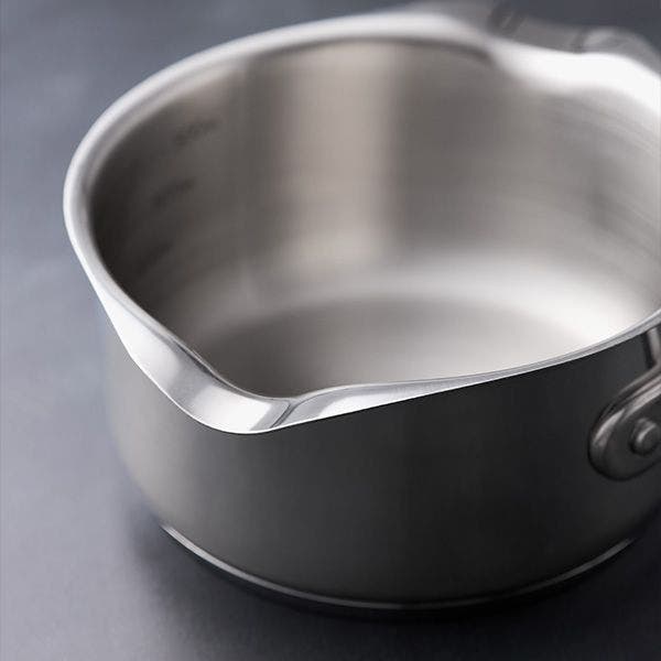Stellar Profile, 18cm Draining Saucepan, 2.3L - RUTHERFORD & Co