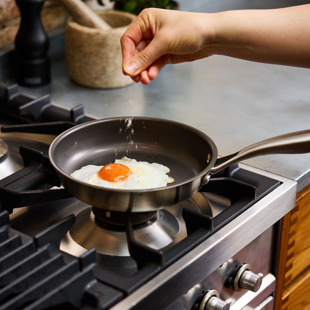 Stellar Zero, 20cm Uncoated Frying Pan - RUTHERFORD & Co