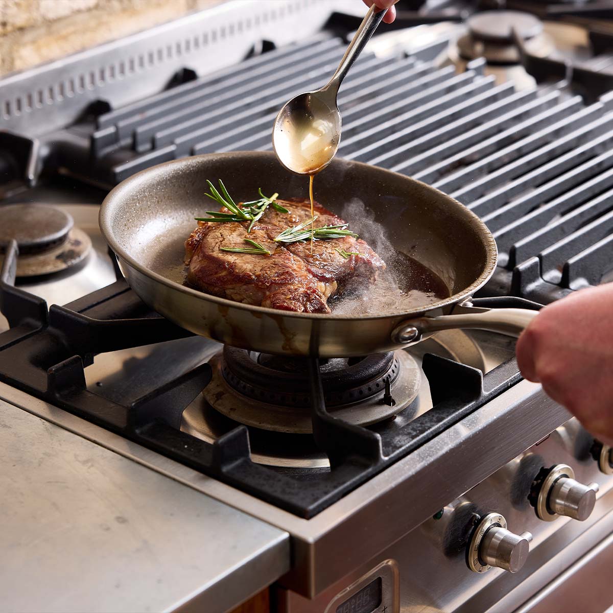 Stellar Zero, 24cm Uncoated Frying Pan - RUTHERFORD & Co