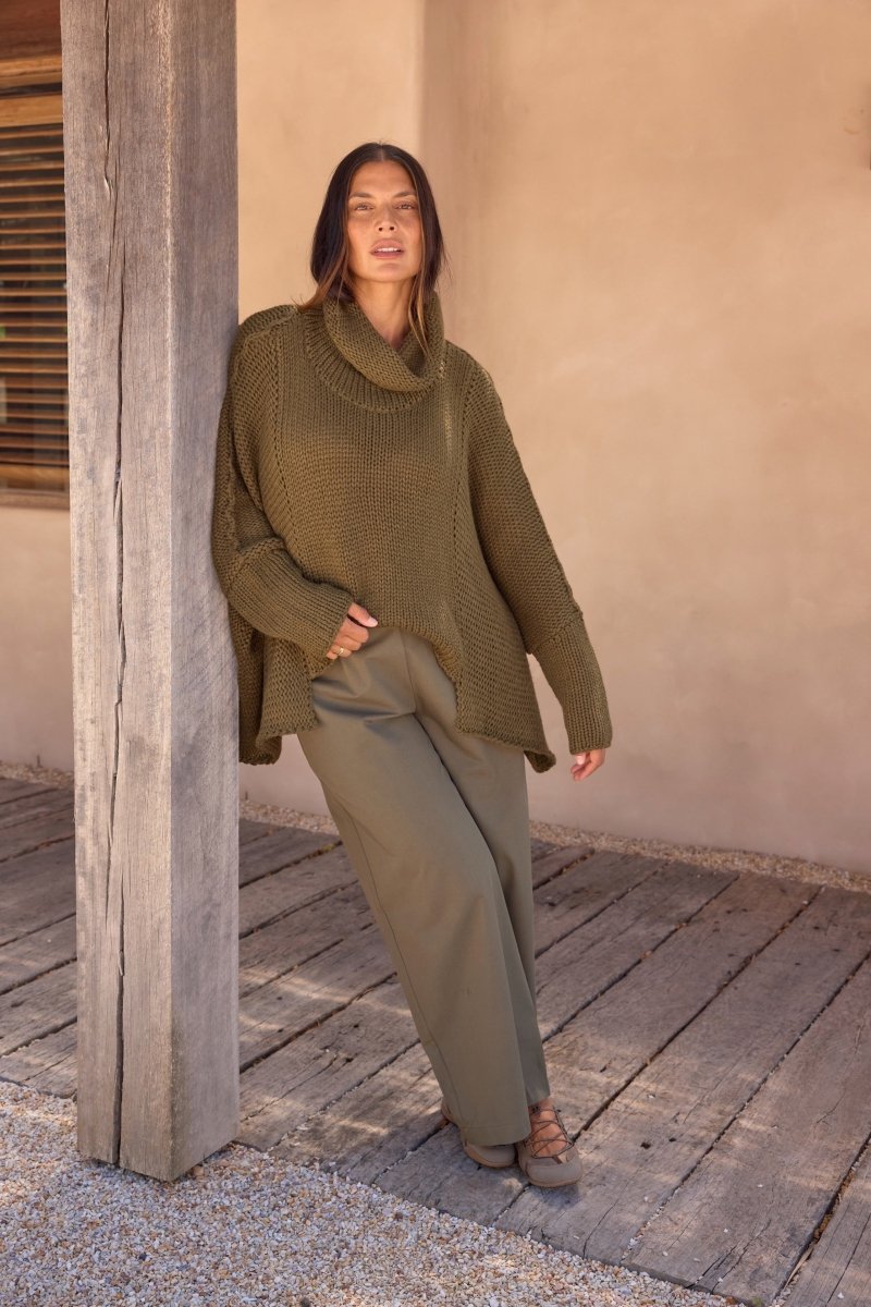 Step Hem Crop Knit Khaki - RUTHERFORD & Co