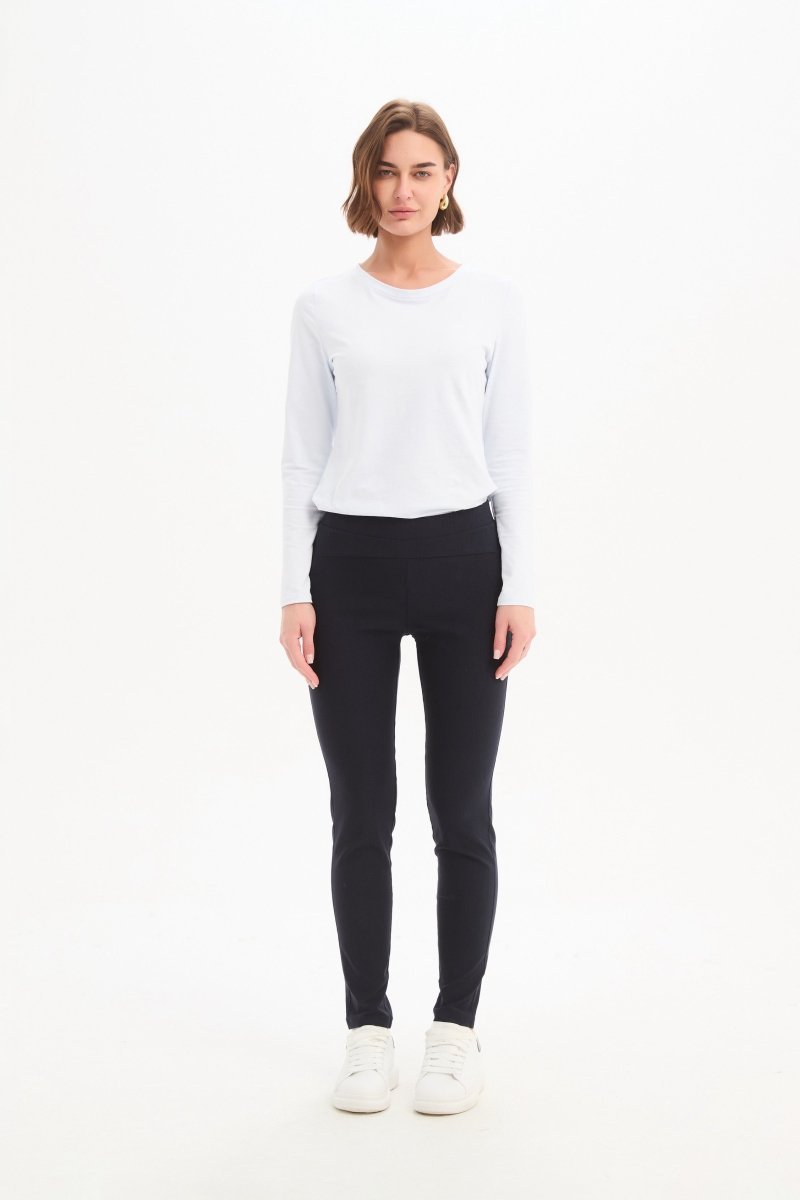Straight Pant Black - RUTHERFORD & Co