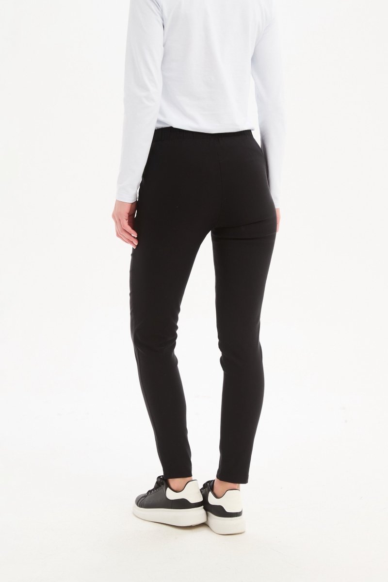 Straight Pant Black - RUTHERFORD & Co