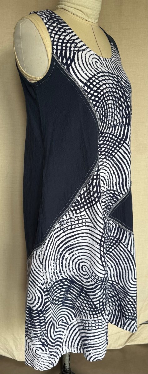 Tara Vao Martha 8175 L Dress Navy - RUTHERFORD & Co