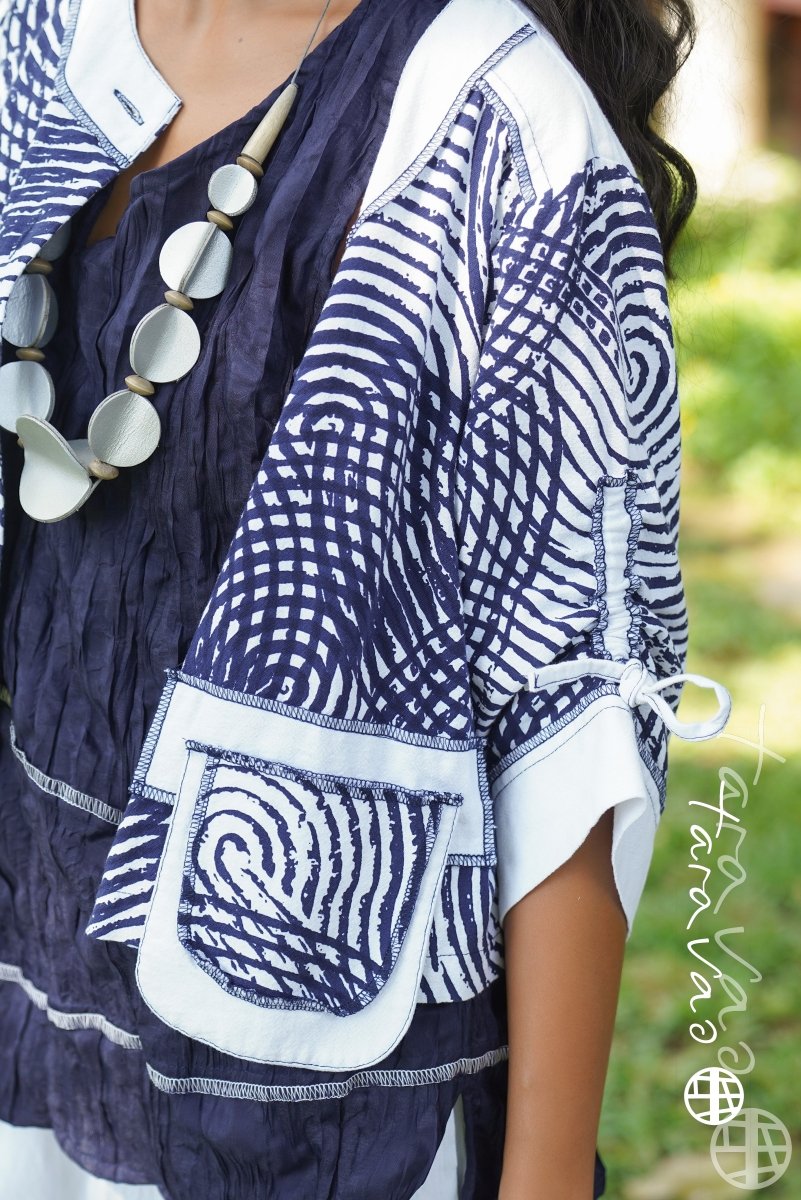 Tara Vao Morgan 2094 L. Top Navy - RUTHERFORD & Co