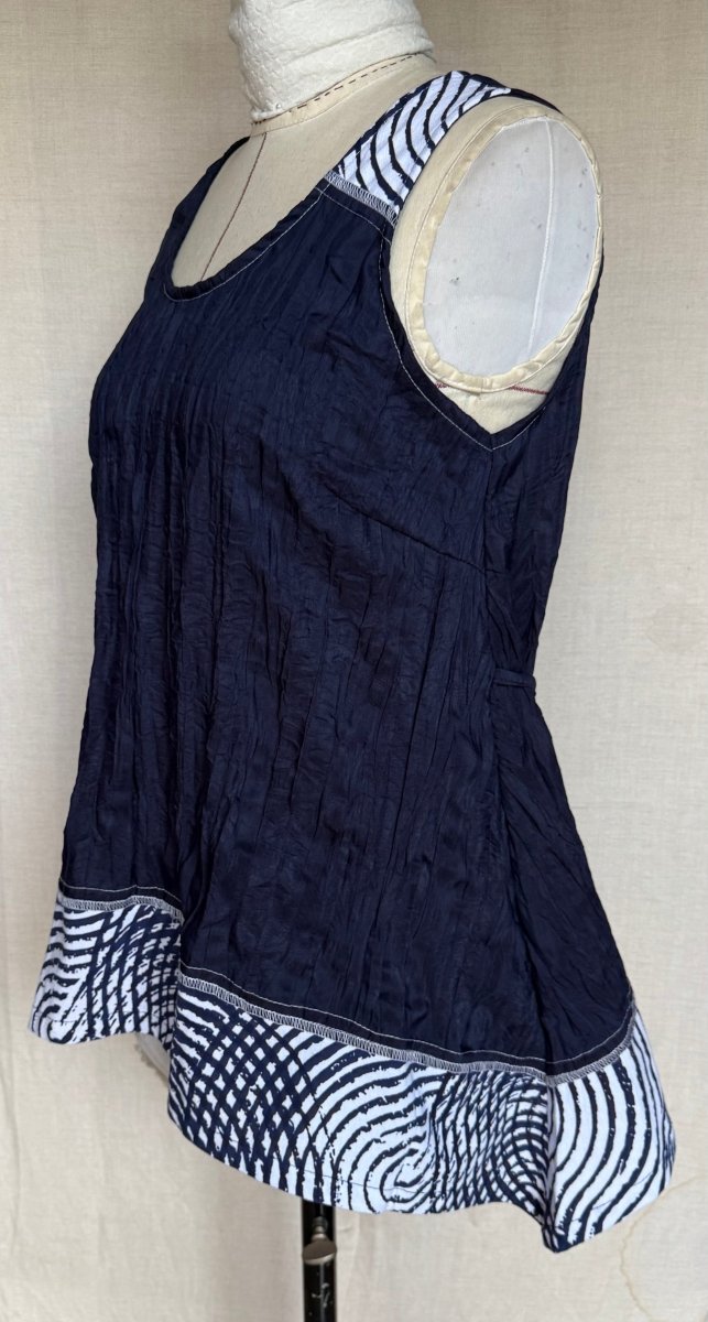 Tara Vao Mylene 3084 L. Top Navy - RUTHERFORD & Co