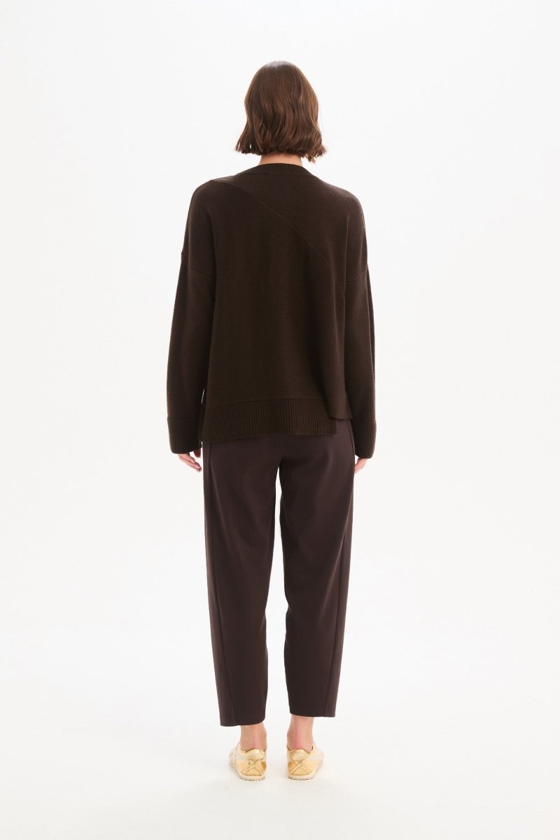 Textured Cuff Knit Chocolate - RUTHERFORD & Co