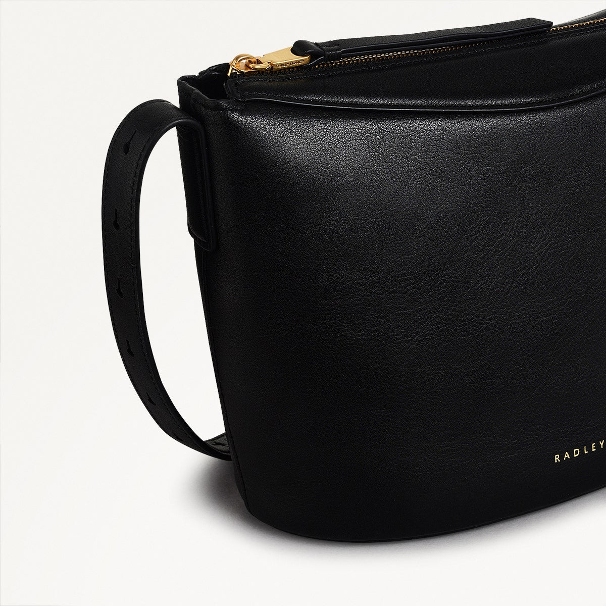THE KENSAL/BLACK/SMALL ZIPTOP CROSSBODY - RUTHERFORD & Co