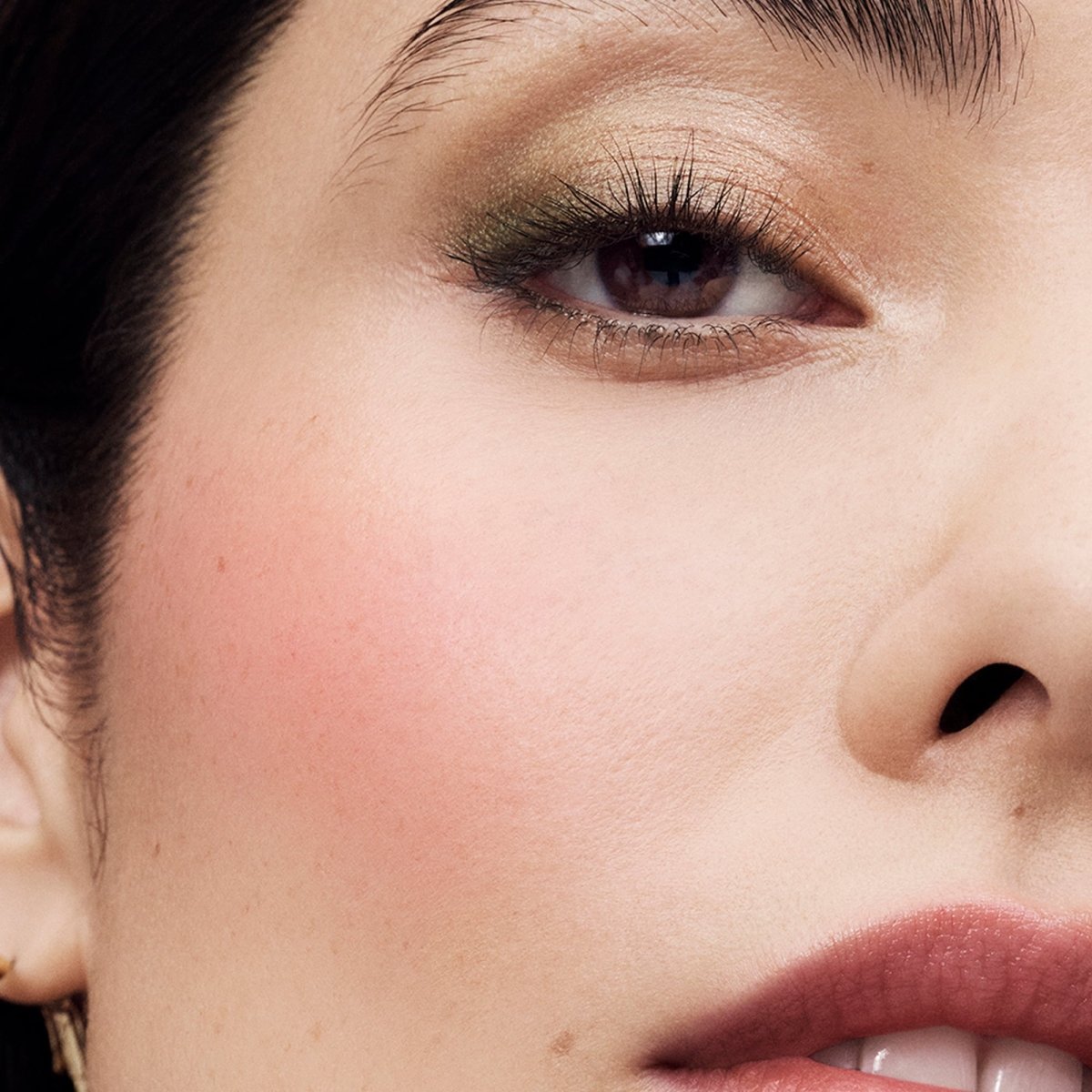 The Sculpting Blush - RUTHERFORD & Co