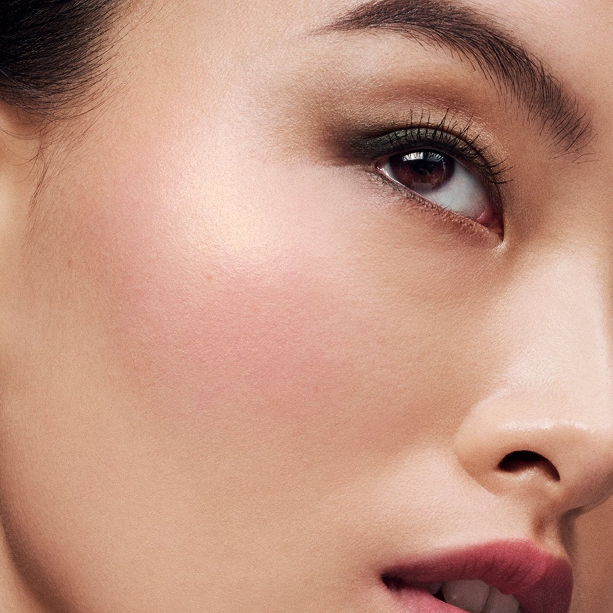 The Sculpting Blush - RUTHERFORD & Co