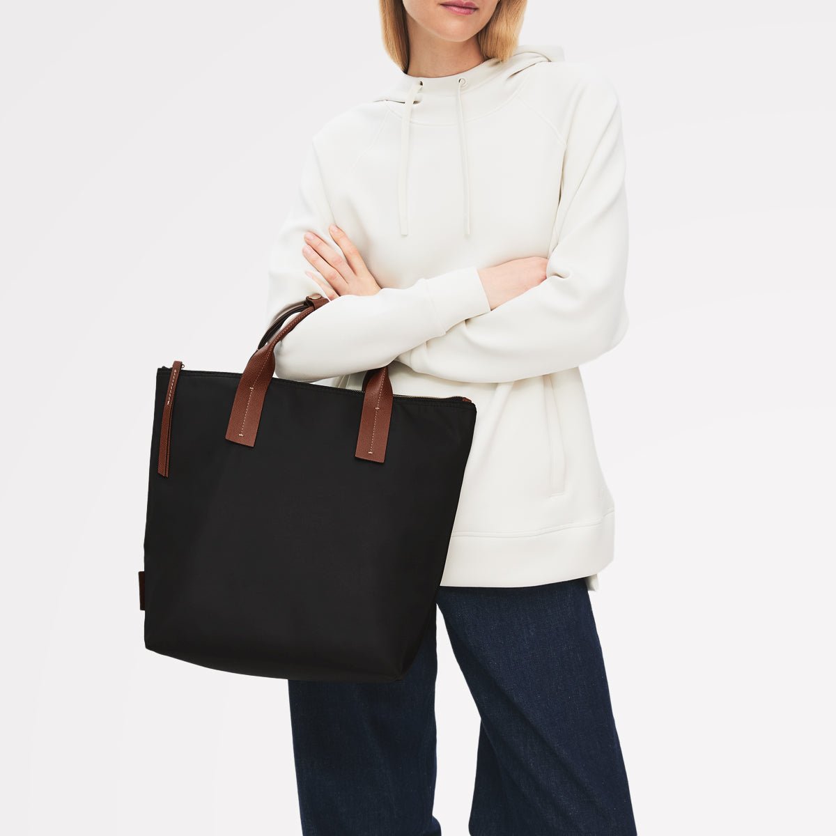 The Townley Medium Ziptop Backpack Black - RUTHERFORD & Co
