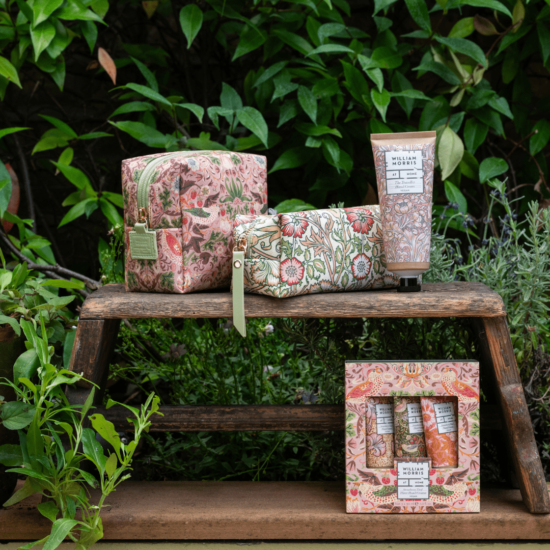 The Voyager Make Up Bag with Hand Cream - RUTHERFORD & Co