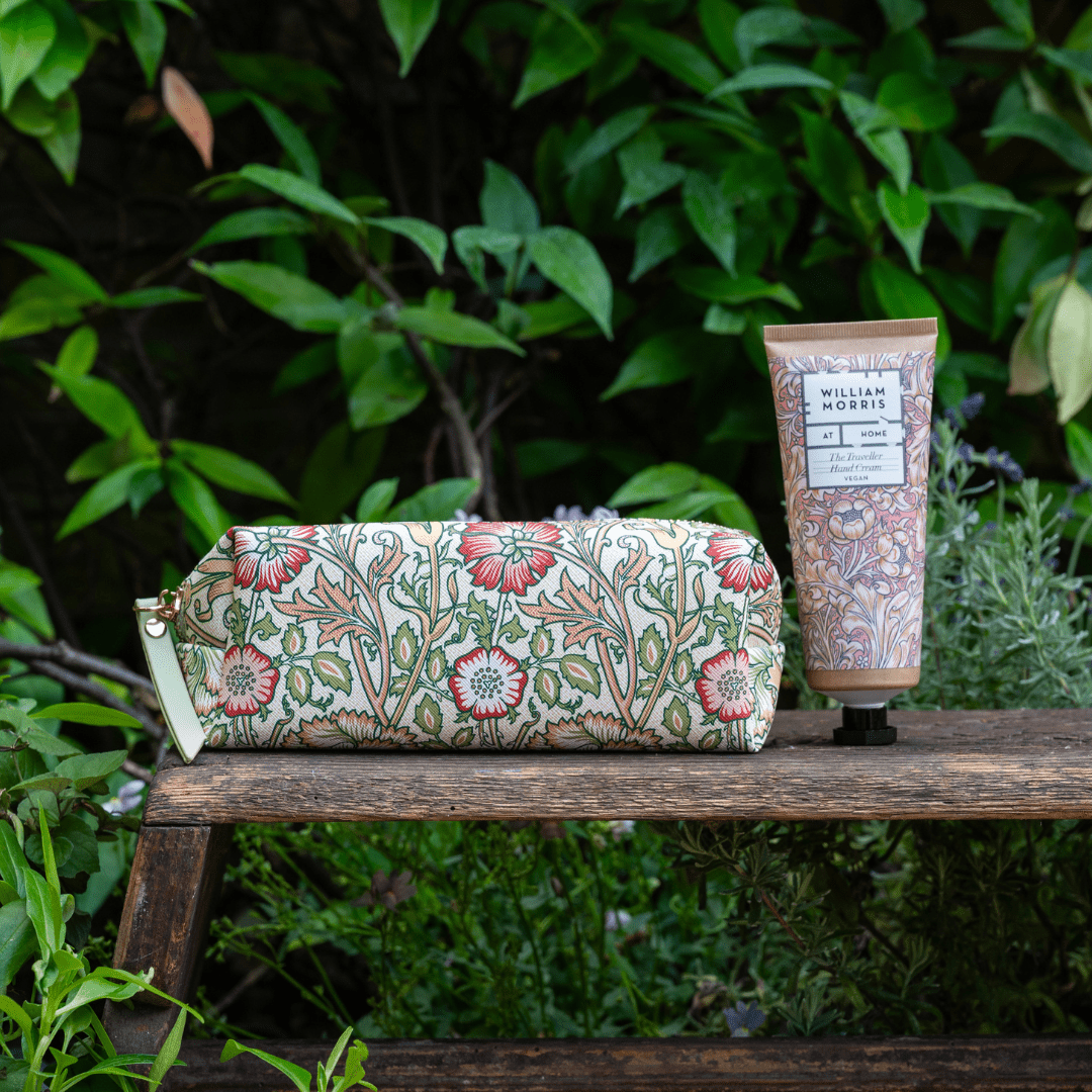 The Voyager Make Up Bag with Hand Cream - RUTHERFORD & Co
