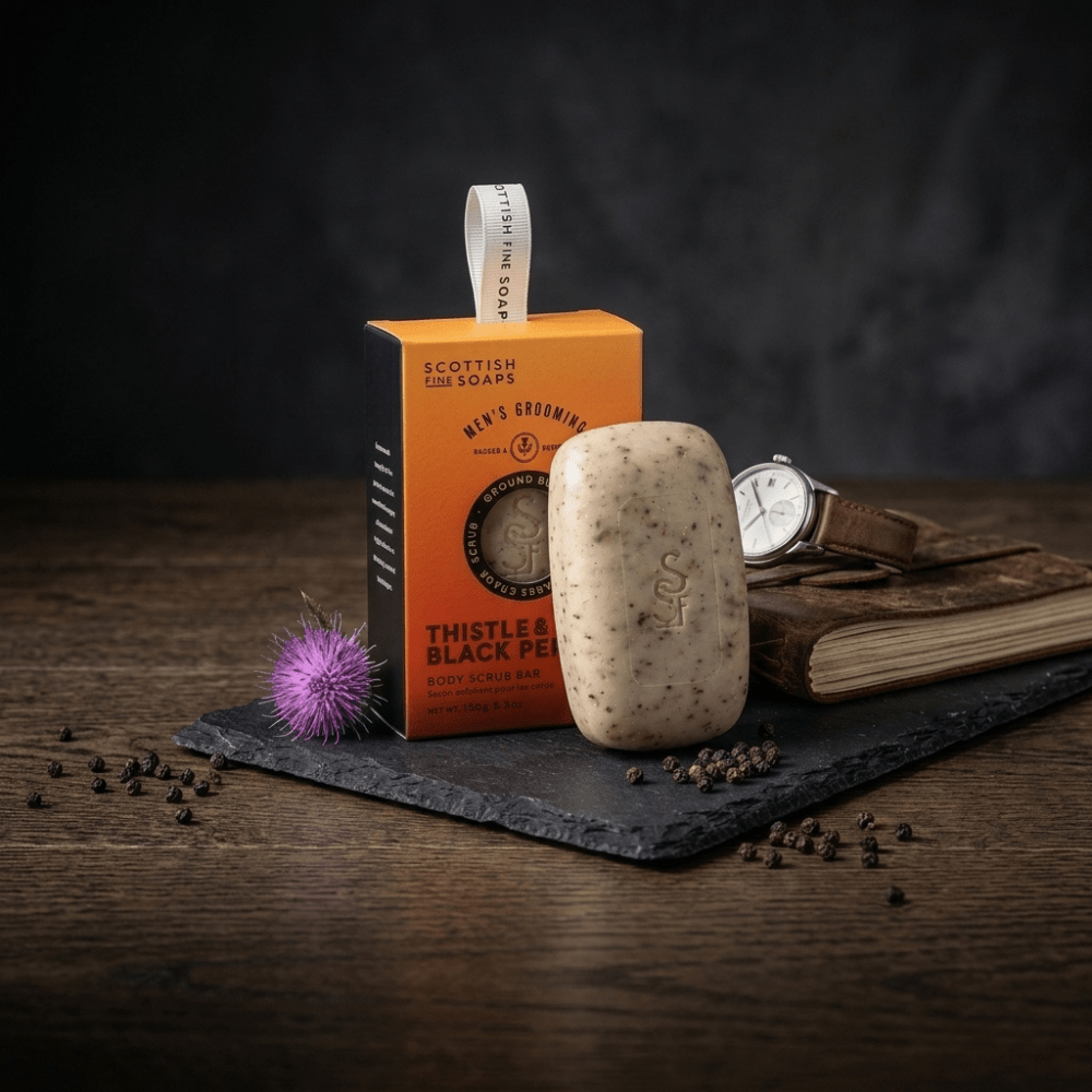 Thistle & Black Pepper Body Scrub Bar 150 g - RUTHERFORD & Co