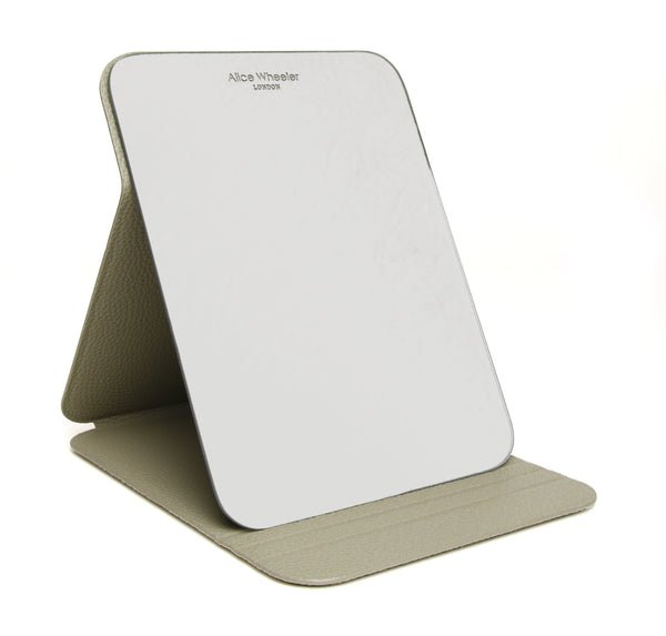 Travel Mirror/Pistachio - RUTHERFORD & Co