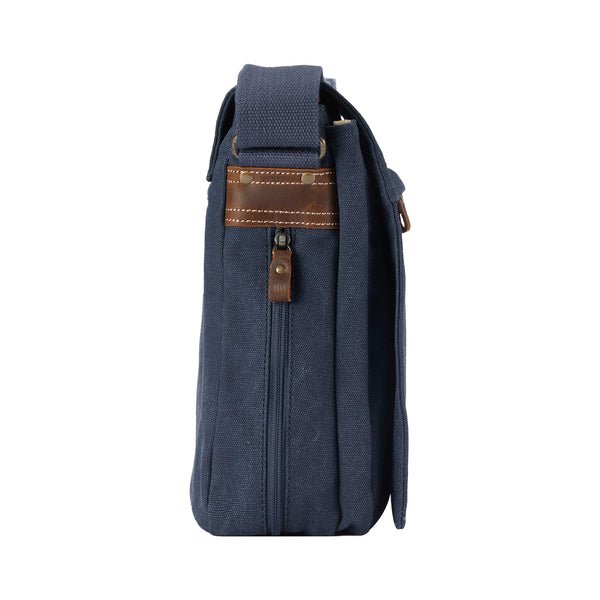 TRP0240 Troop London Classic Canvas Laptop Messenger Bag - 16.5 Diagonally - RUTHERFORD & Co