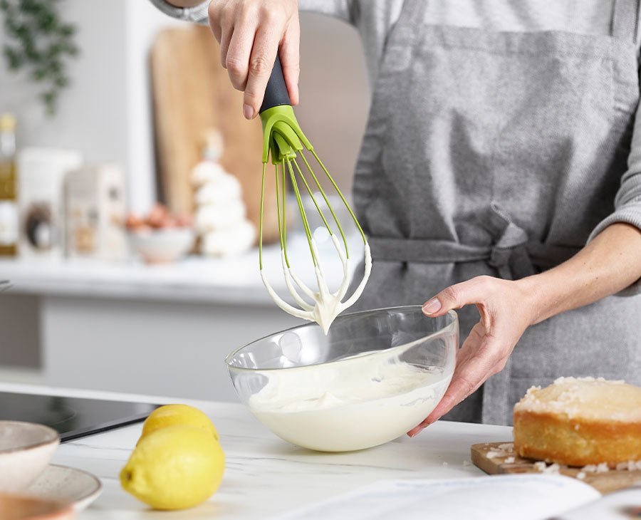 Twist™ 2-in-1 Green Whisk - RUTHERFORD & Co