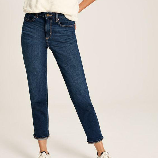 Slim Straight Jeans - RUTHERFORD & Co
