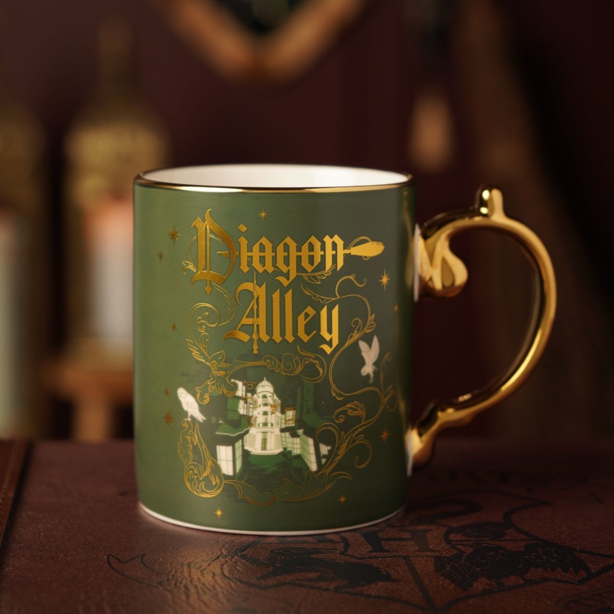 Warner Bros Harry Potter Alumni Collectable Mug Diagon Alley - RUTHERFORD & Co