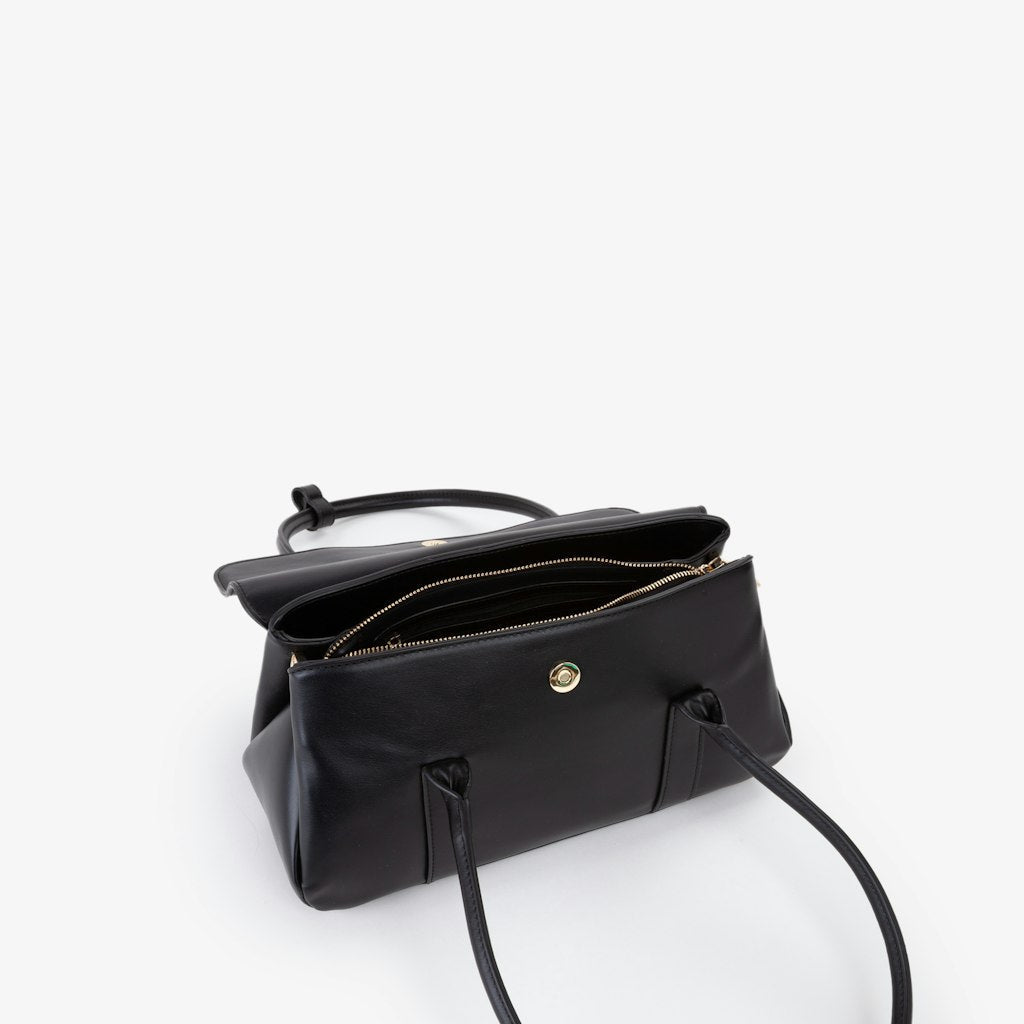 West Re Shoulder Bag Nero - RUTHERFORD & Co