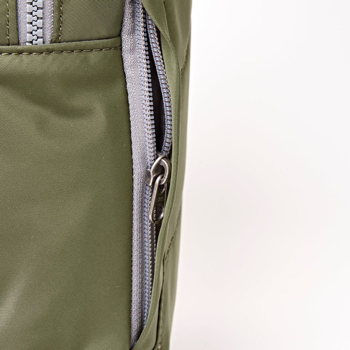 Willesden Sling Bag in Chive - RUTHERFORD & Co