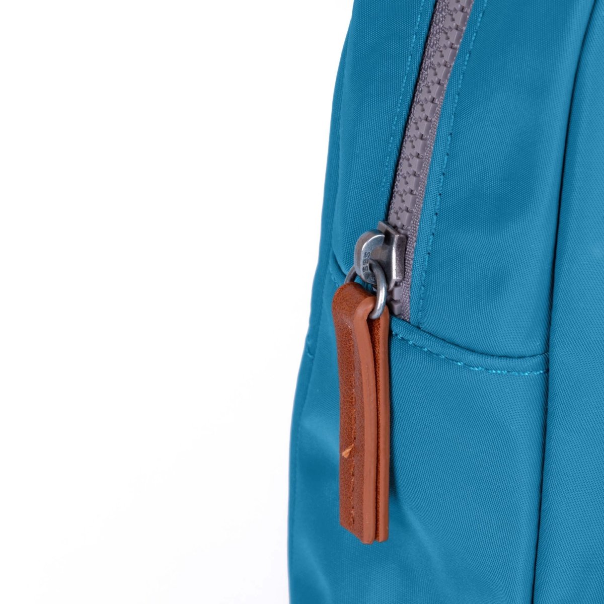 Willesden Sling Bag in Marine - RUTHERFORD & Co