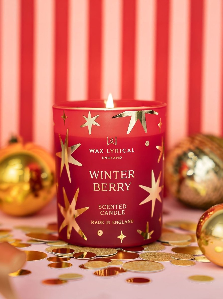 Winter Berry Medium Candle - RUTHERFORD & Co