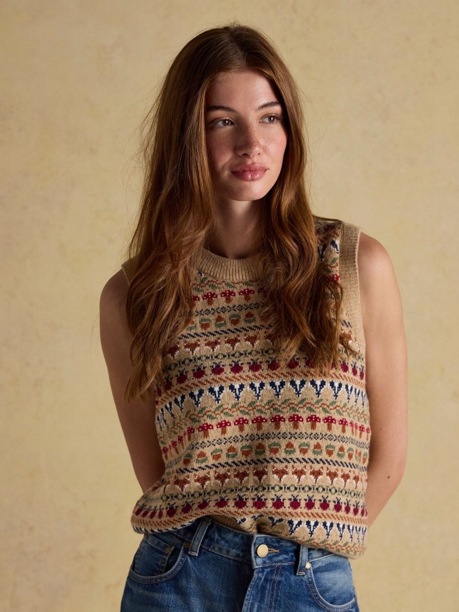 Woodland Oatmeal Intarsia Crew Neck Knitted Vest - RUTHERFORD & Co