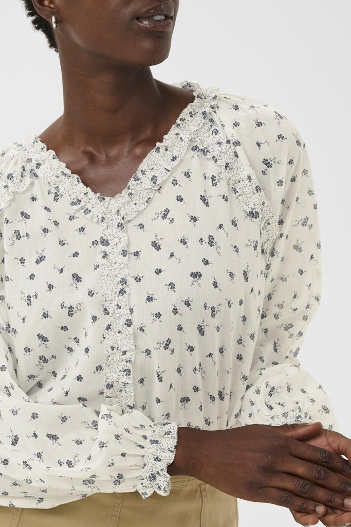 ZadiePW BL Whispering White Fragile Print - RUTHERFORD & Co
