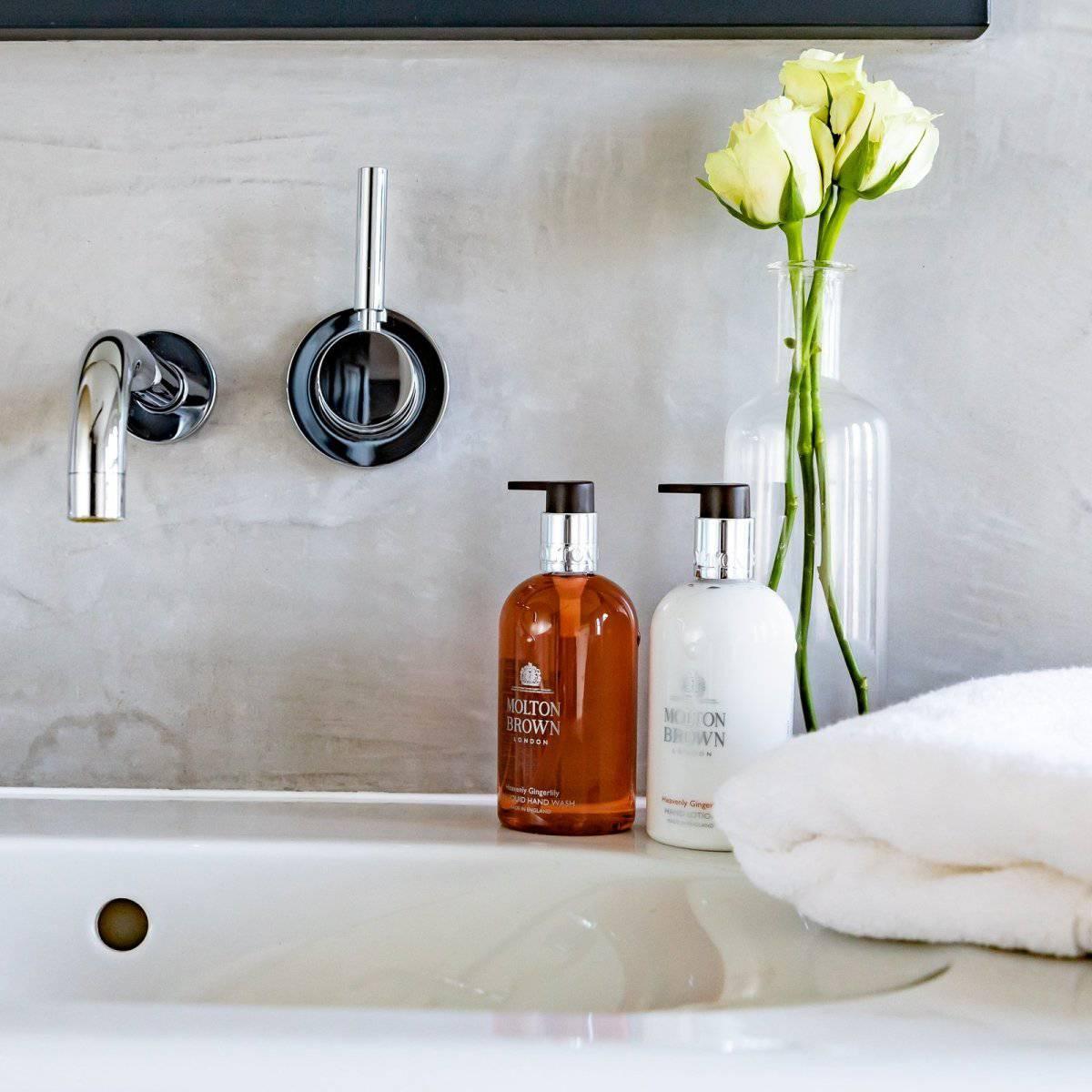 Heavenly Gingerlily Fine Liquid Hand Wash - RUTHERFORD & Co