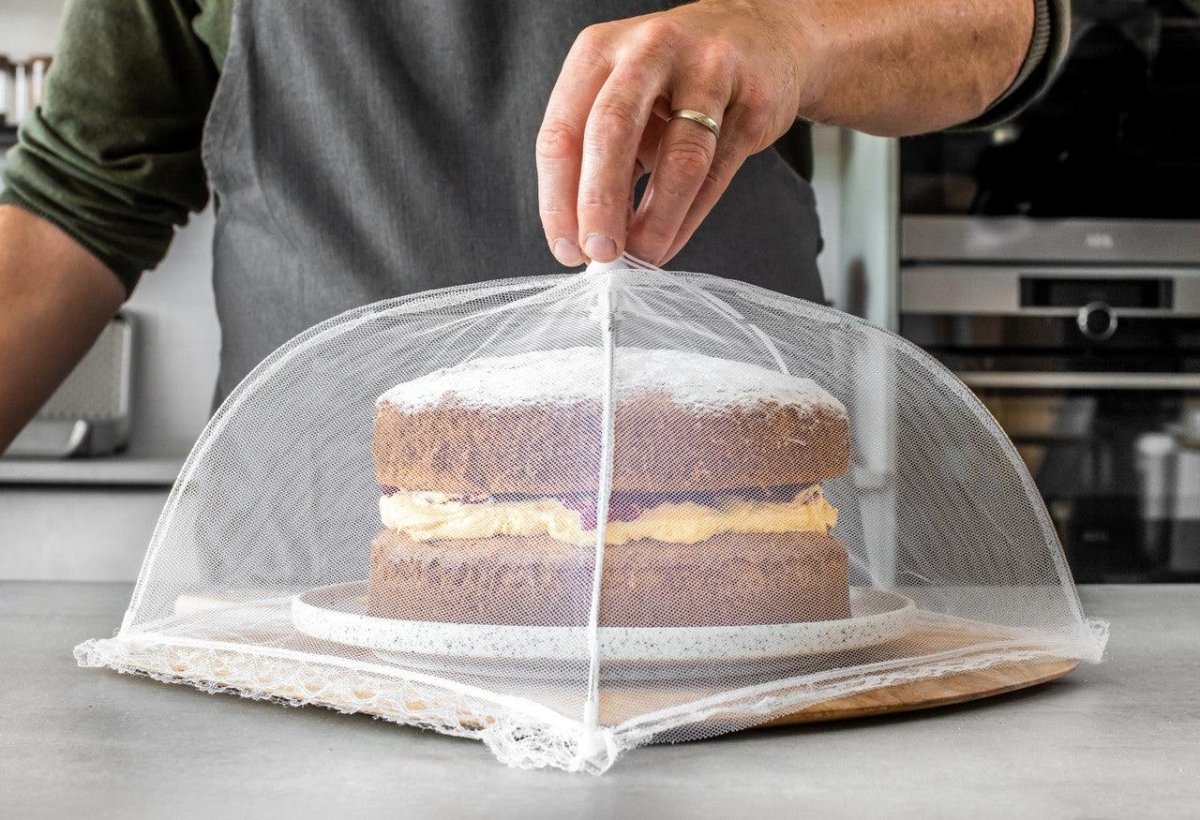 KitchenCraft 30cm White Umbrella Food Cover - RUTHERFORD & Co