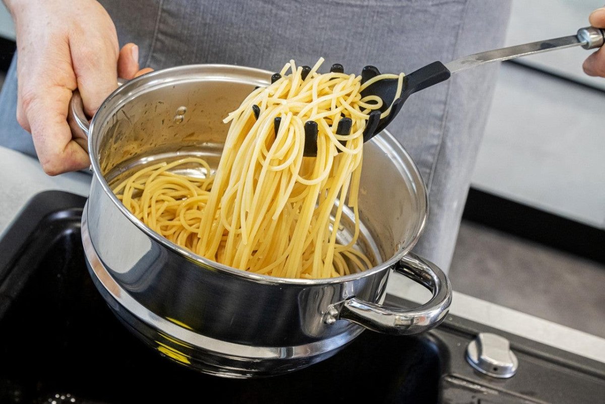 KitchenCraft Stainless Steel Universal Steamer - RUTHERFORD & Co