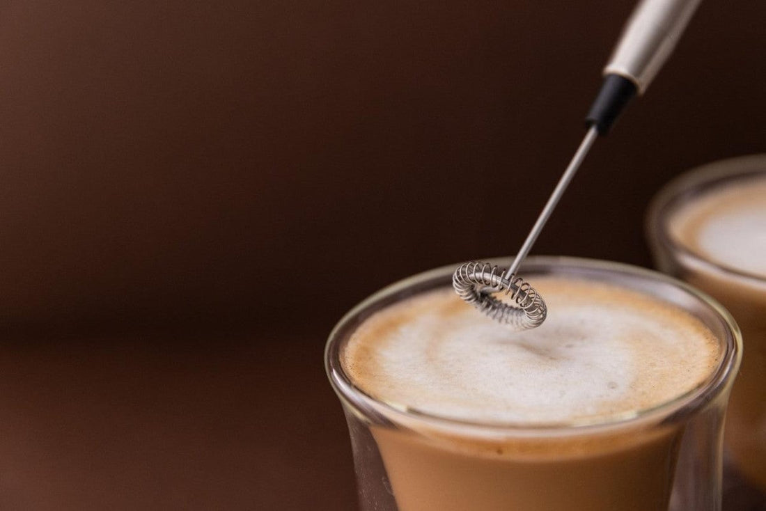 La Cafetière Battery - Powered Milk Frother, Stainless Steel - RUTHERFORD & Co