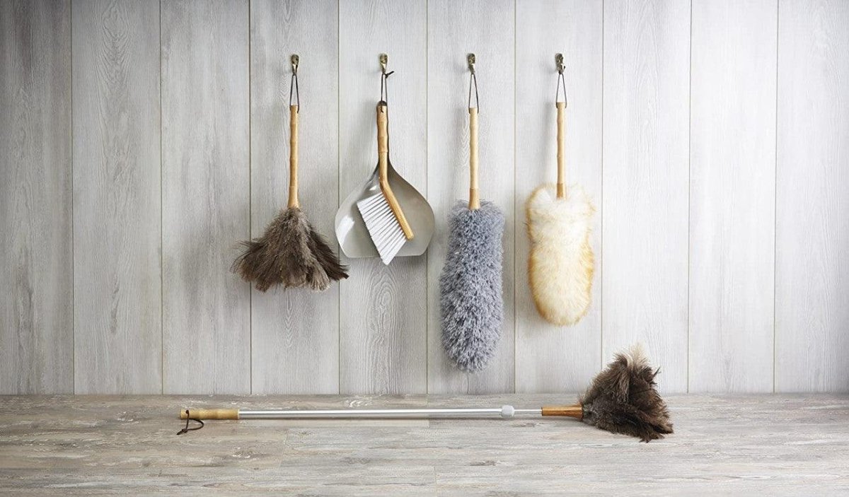 Living Nostalgia Genuine Natural Ostrich Feather Duster - RUTHERFORD & Co